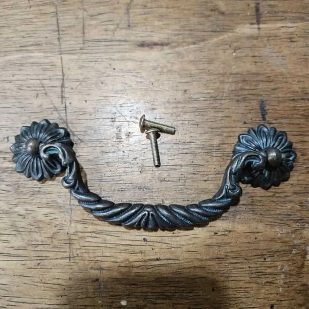 Vintage Floral Bail Drawer Pull